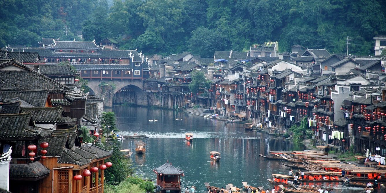 Chuyển phát nhanh từ Việt Nam đi Trung Quốc an toàn, nhanh chóng Chuyển phát nhanh từ Việt Nam đi Trung Quốc an toàn, nhanh chóng