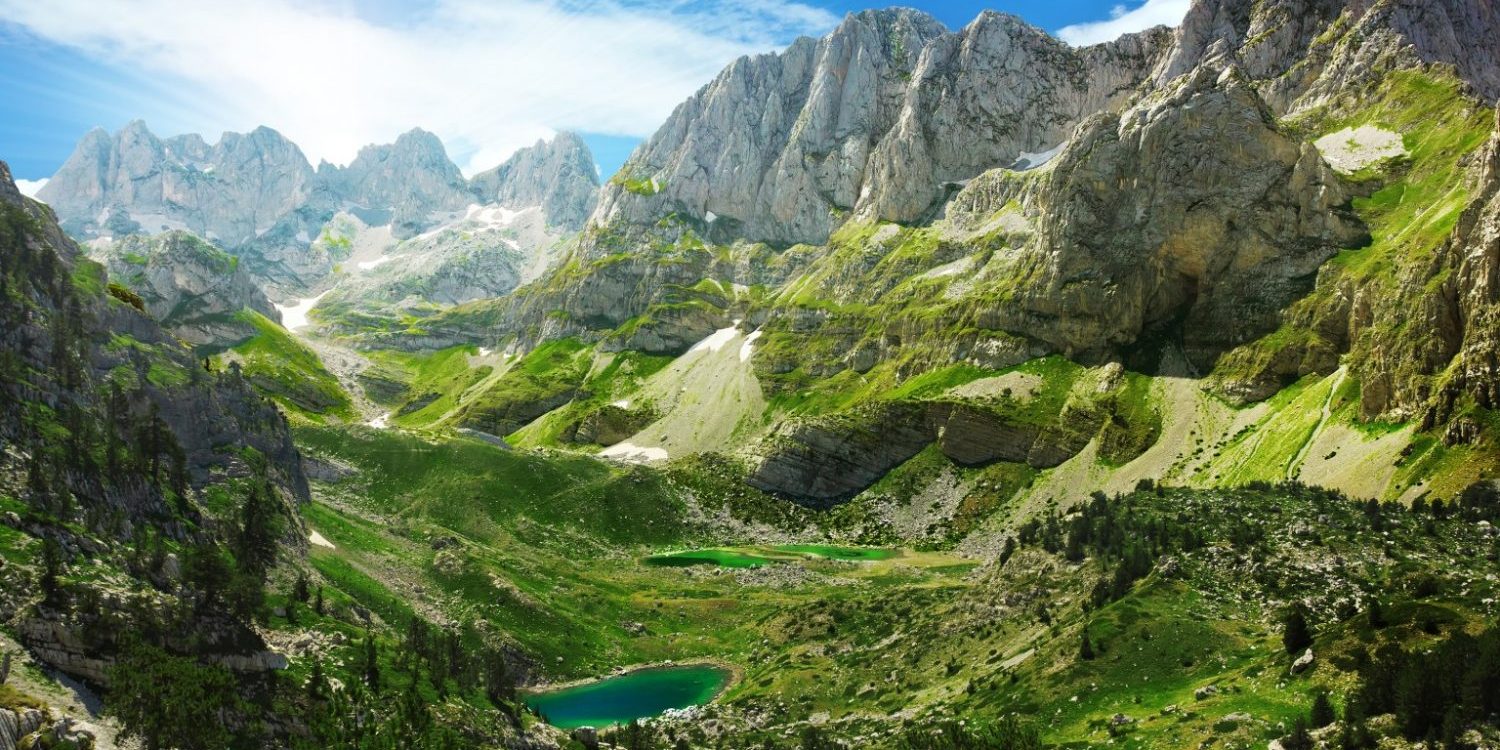 van-chuyen-hang-hoa-tu-noi-bao-di-Albania