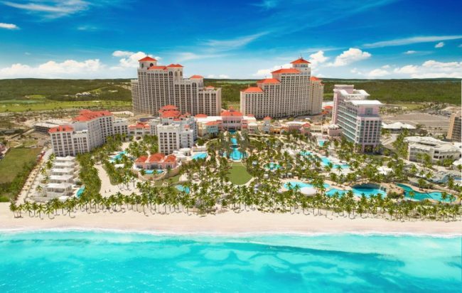 van-chuyen-hang-hoa-tu-noi-bao-di-bahamas