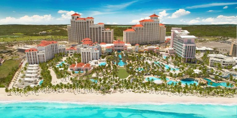 van-chuyen-hang-hoa-tu-noi-bao-di-bahamas