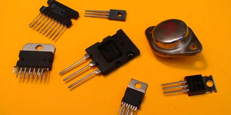 van-chuyen-linh-kien-dien-tu-bang-duong-hang-khong