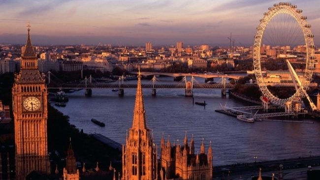 van-chuyen-hang-hoa-di-vuong-quoc-anh-uy-tin