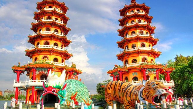 Xách tay thiết bị điện tử có tích điện và sản phẩm có từ trường từ Việt Nam sang Đài Loan