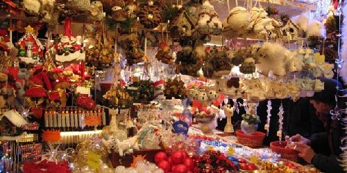 van-chuyen-hang-thu-cong-my-nghe-di-my-bang-duong-bien