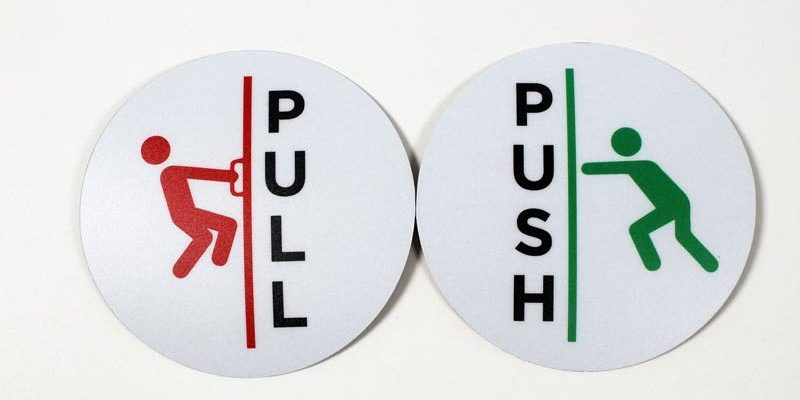 push-pull-door-graphic chien luoc push and pull trong chuoi cung ung