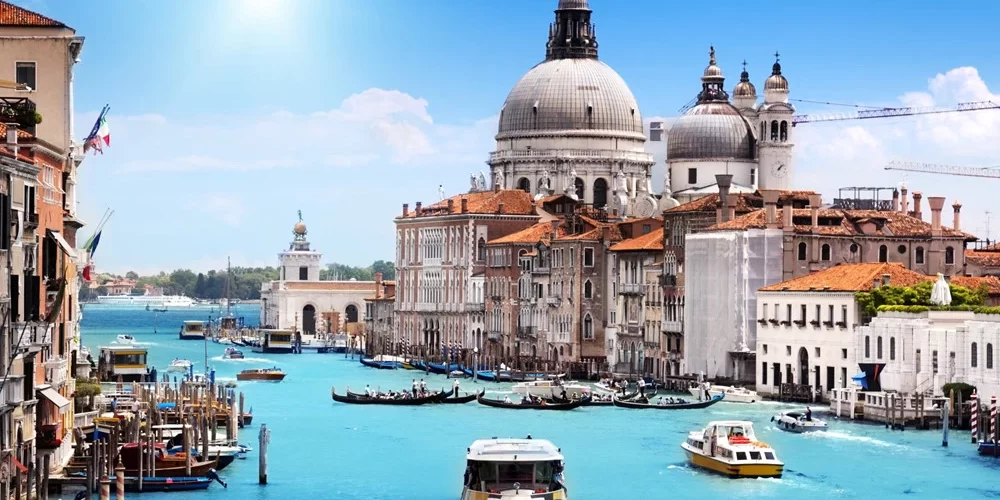 Dịch vụ vận chuyển đồ trang trí từ Việt Nam đi Ý Dịch vụ vận chuyển đồ trang trí từ Việt Nam đi Ý