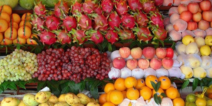 Gui-trai-cay-tuoi-di-Ha-Noi-hoa-toc-trong-ngay-710×400