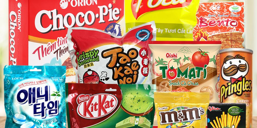 Wooden board empty table in front of blurred background. Perspec