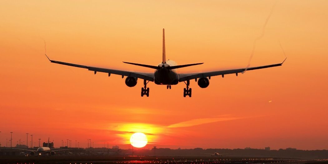 Những chiếc máy bay đầu tiên và những chuyến bay lịch sử Những chiếc máy bay đầu tiên và những chuyến bay lịch sử