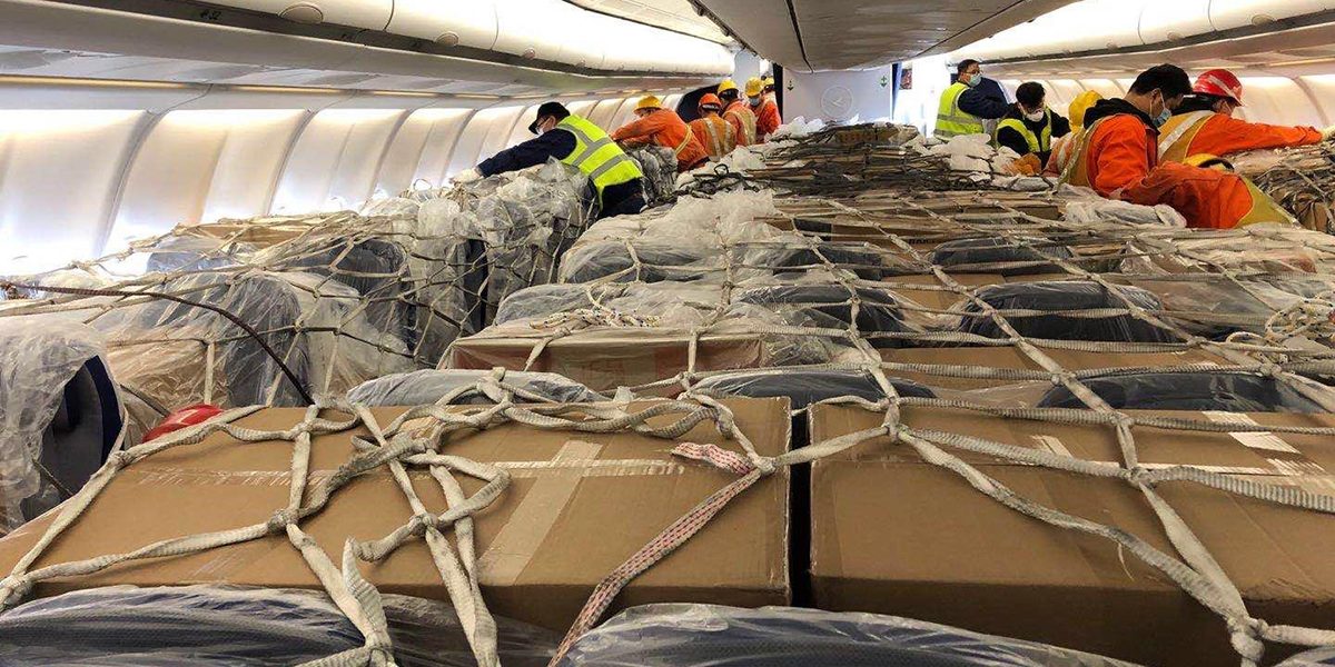 Khoang Vận Chuyển Trên Máy Bay: Những Điều Cần Biết