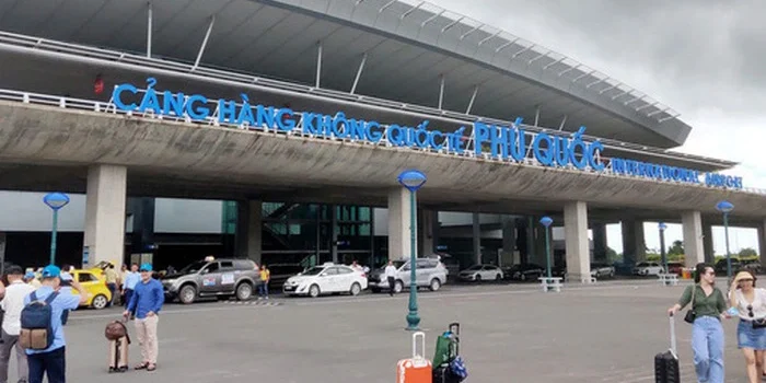 san-bay-phu-quoc-16872342053521578370419-16990685929482140493773-133-0-515-730-crop-16990686373371925050724