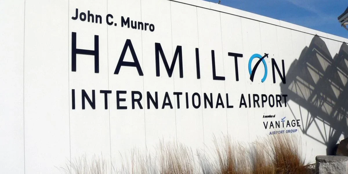 Dịch vụ booking từ tải hàng không HCM đi Sân bay quốc tế John C. Munro Hamilton