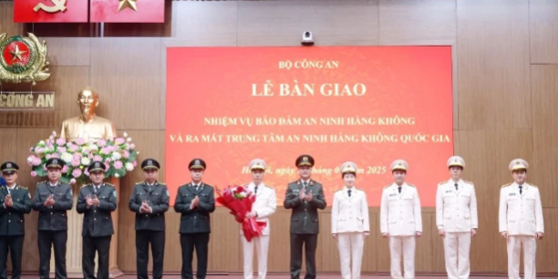 Bộ Công an ra mắt Trung tâm An ninh hàng không quốc gia Bộ Công an ra mắt Trung tâm An ninh hàng không quốc gia