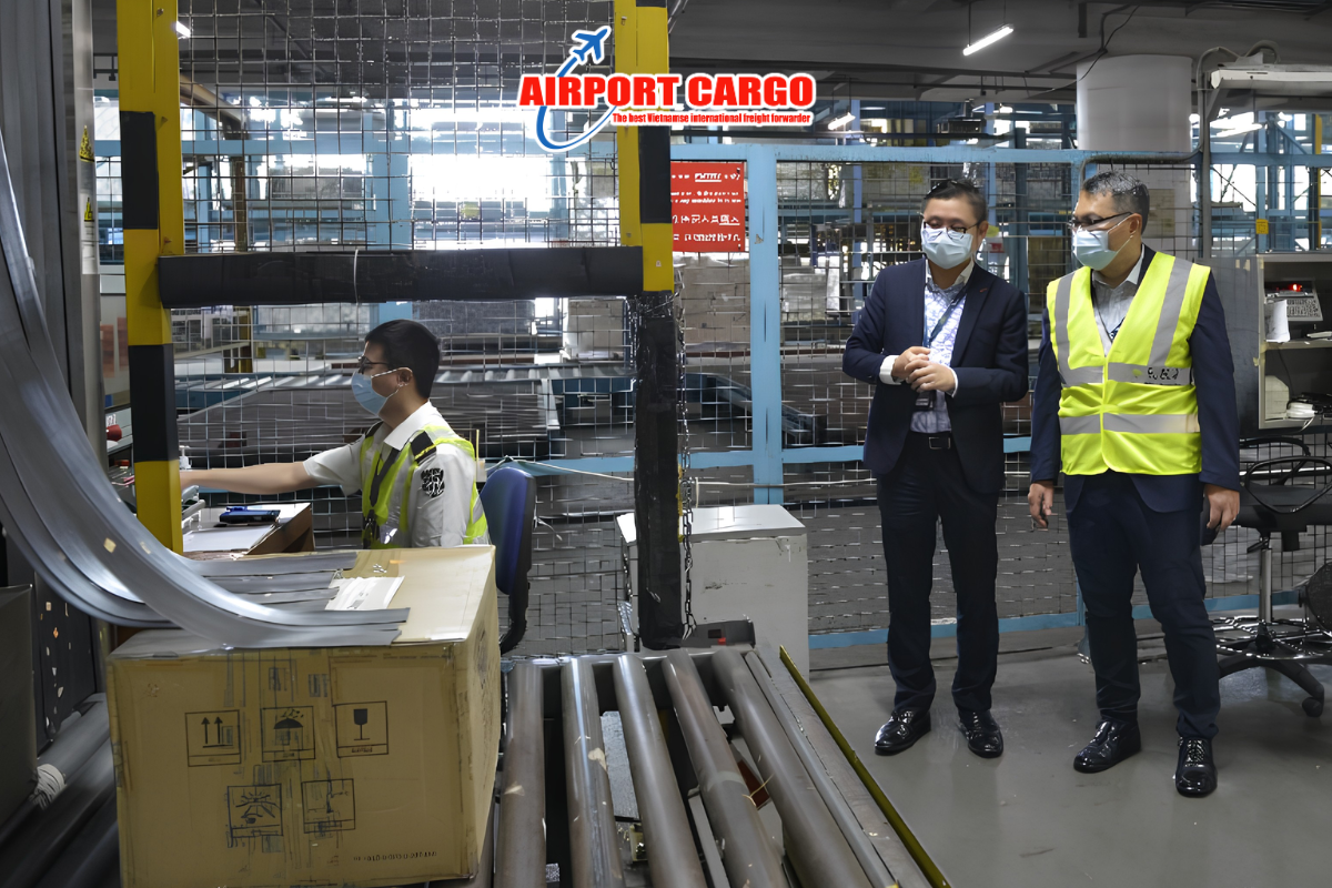 Security Screening trong Airport Cargo là gì? Vì sao mọi lô hàng đều phải kiểm tra an ninh? Security Screening trong Airport Cargo là gì? Vì sao mọi lô hàng đều phải kiểm tra an ninh?