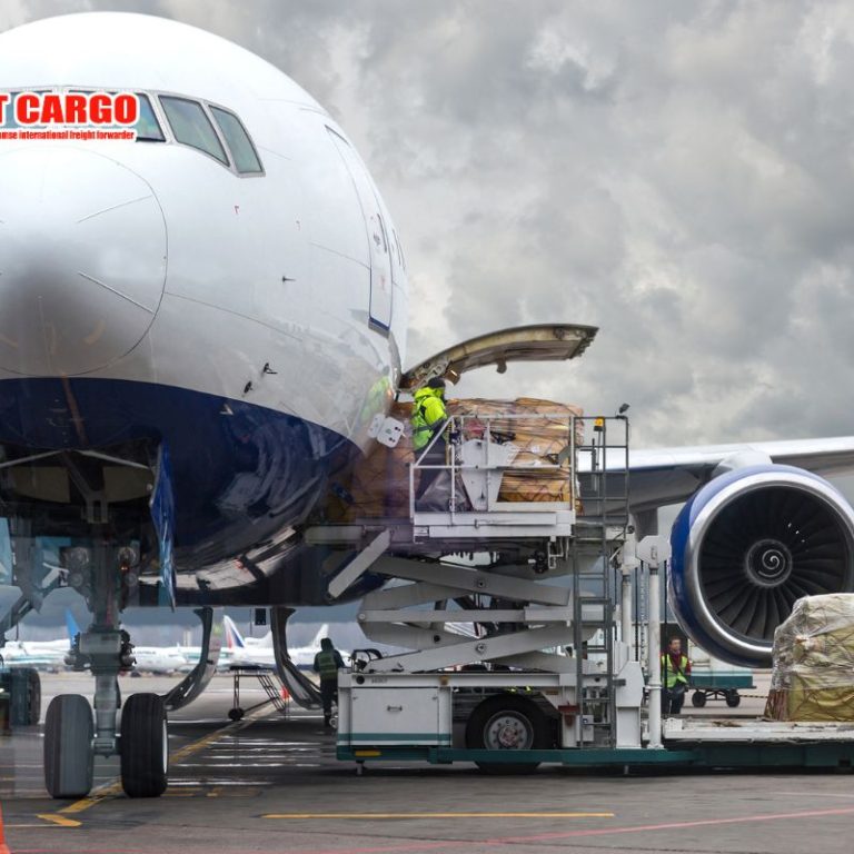 Tại sao máy bay không thể nhận mọi loại hàng hóa?