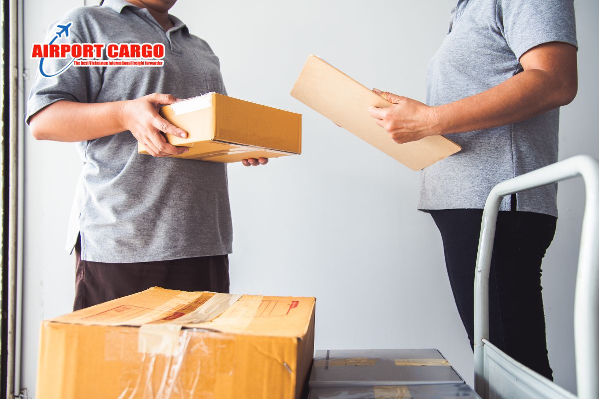 Gửi hàng từ Việt Nam đi Mỹ bằng Air Cargo cần chuẩn bị gì?