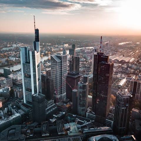 Vận chuyển hàng từ Hà Nội đi Frankfurt